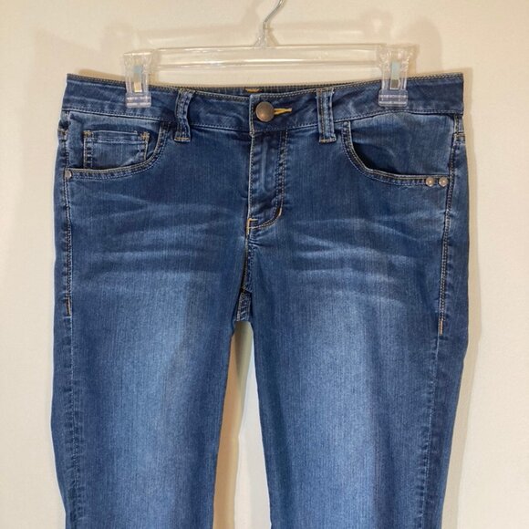 Cabi Jeans Capris Denim Mid-Rise Cotton Blend Stretch 5 Pockets Blue SZ 4 - Picture 2 of 9